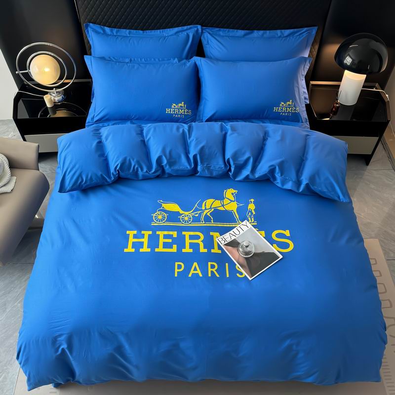 HRM Bedding Set
