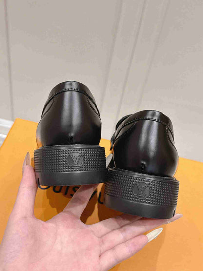 LU Shoes  Woman