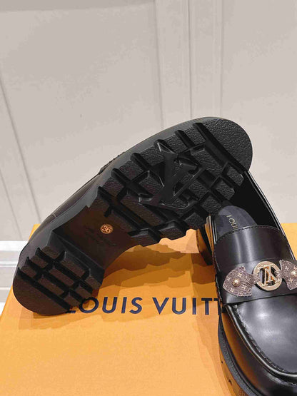 LU Shoes  Woman