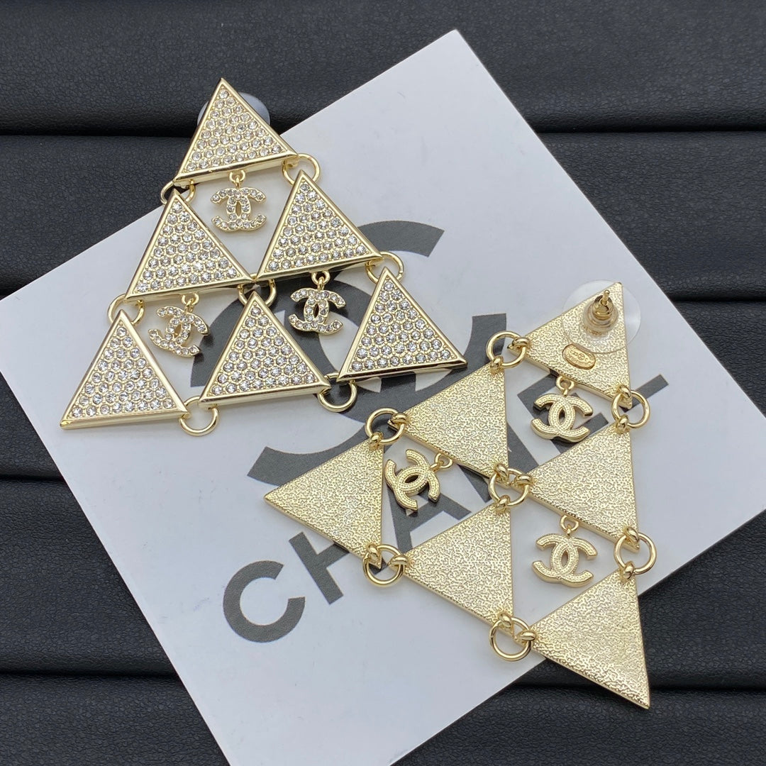 C H L Fashion earrings  SALE-min order required