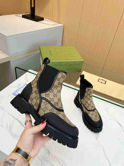 GU Woman Boots