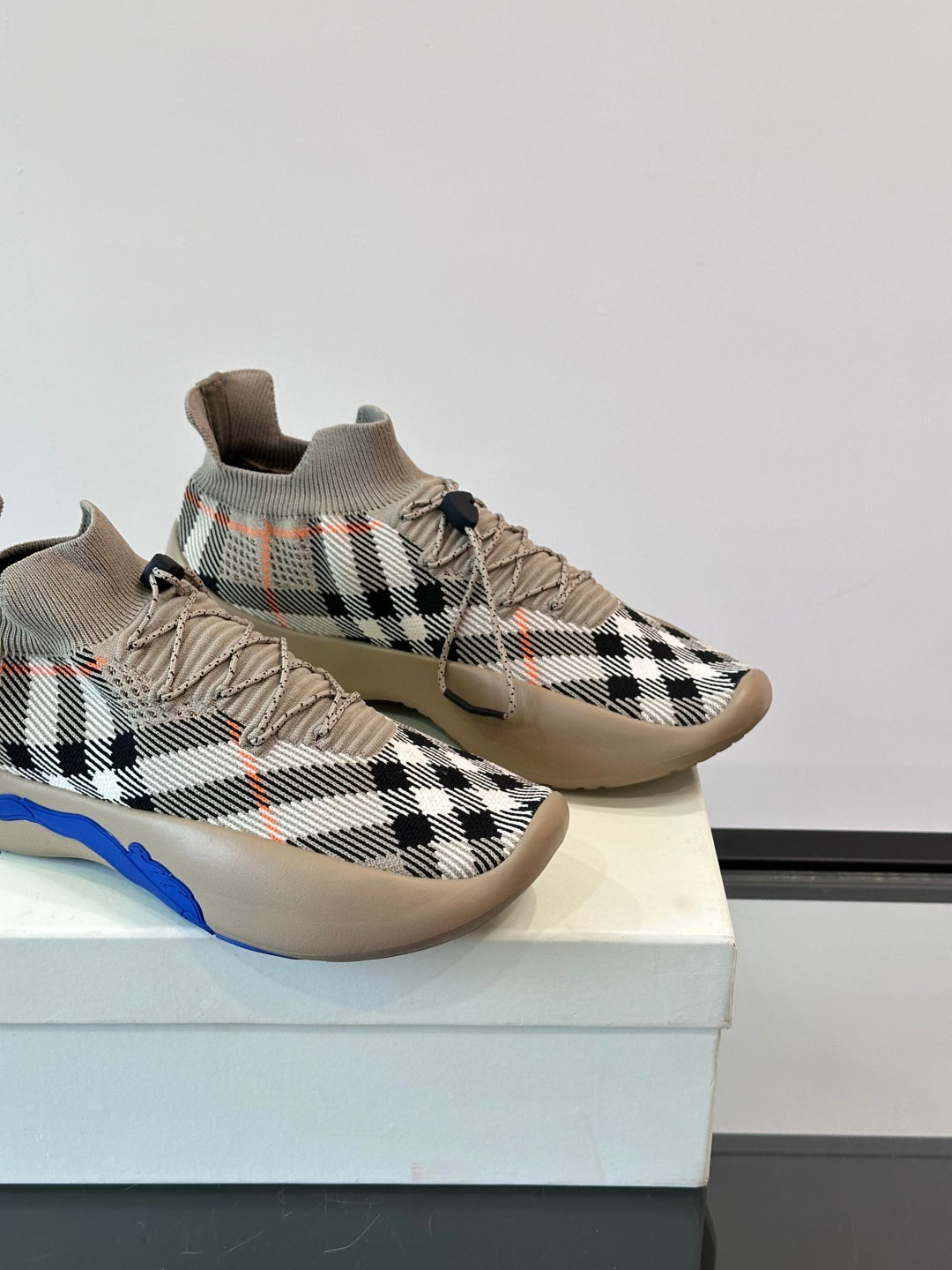 BURBBER  Sneakers Trainers 2 Color's