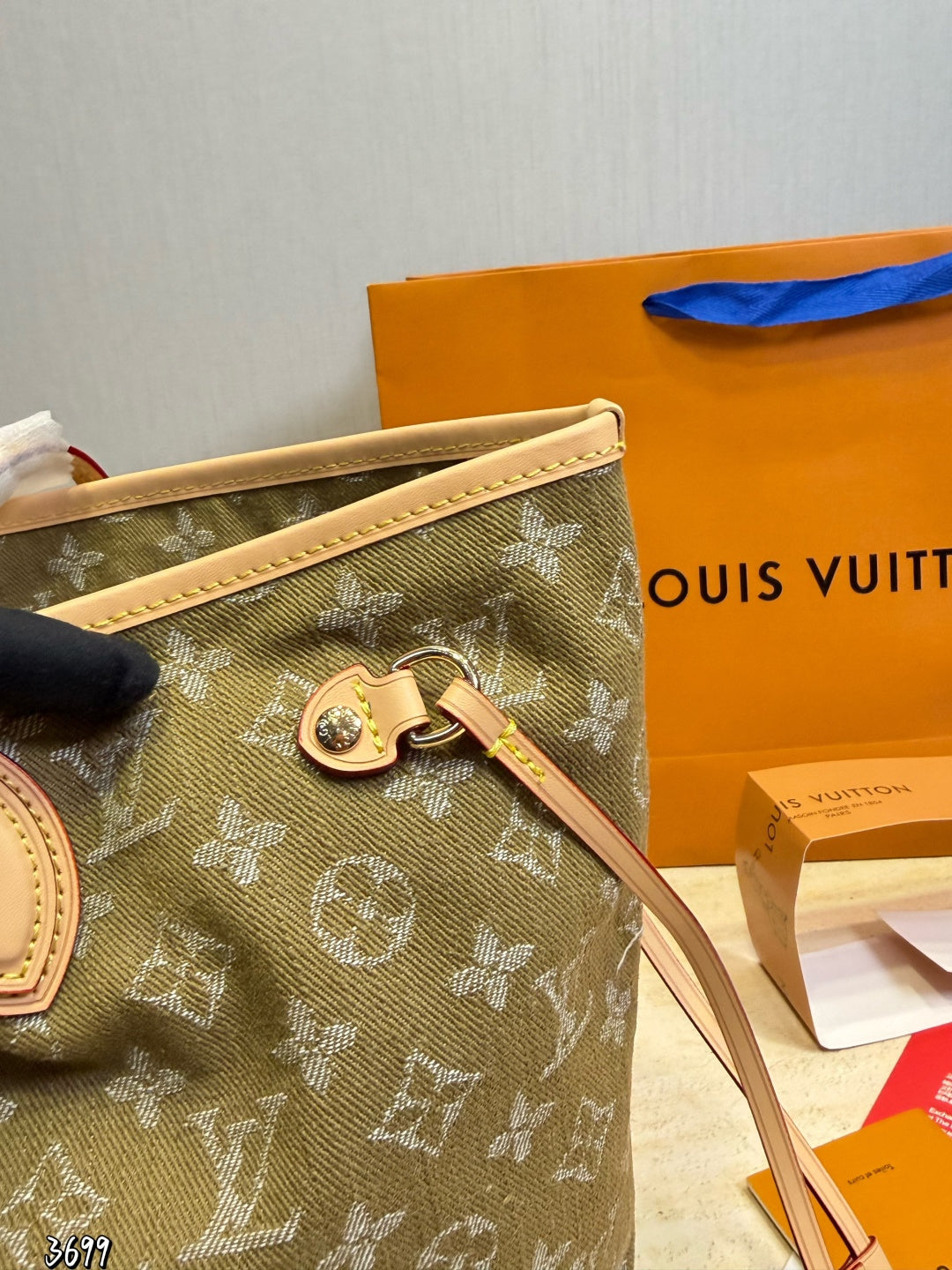 LU  Bag Neverfull 30 cm