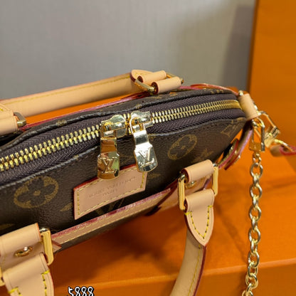 LU Double Take Pochette Cosmétique Bag 25cm