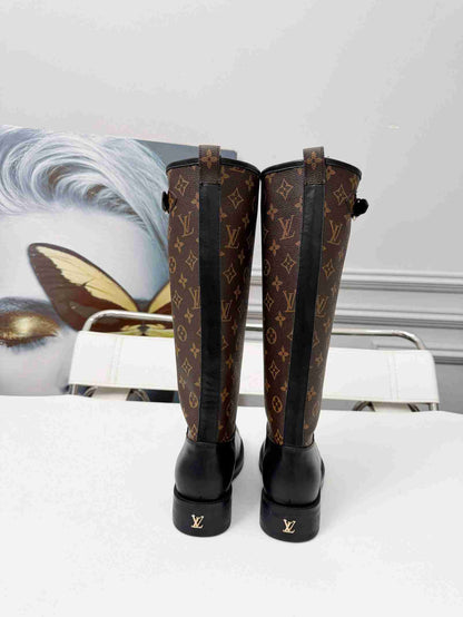 LU Boots monogram High