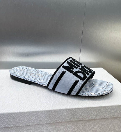 CHD Sandals Slippers 3 Color's 42 Flat