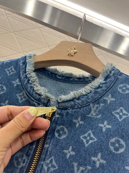 LU Dress limited