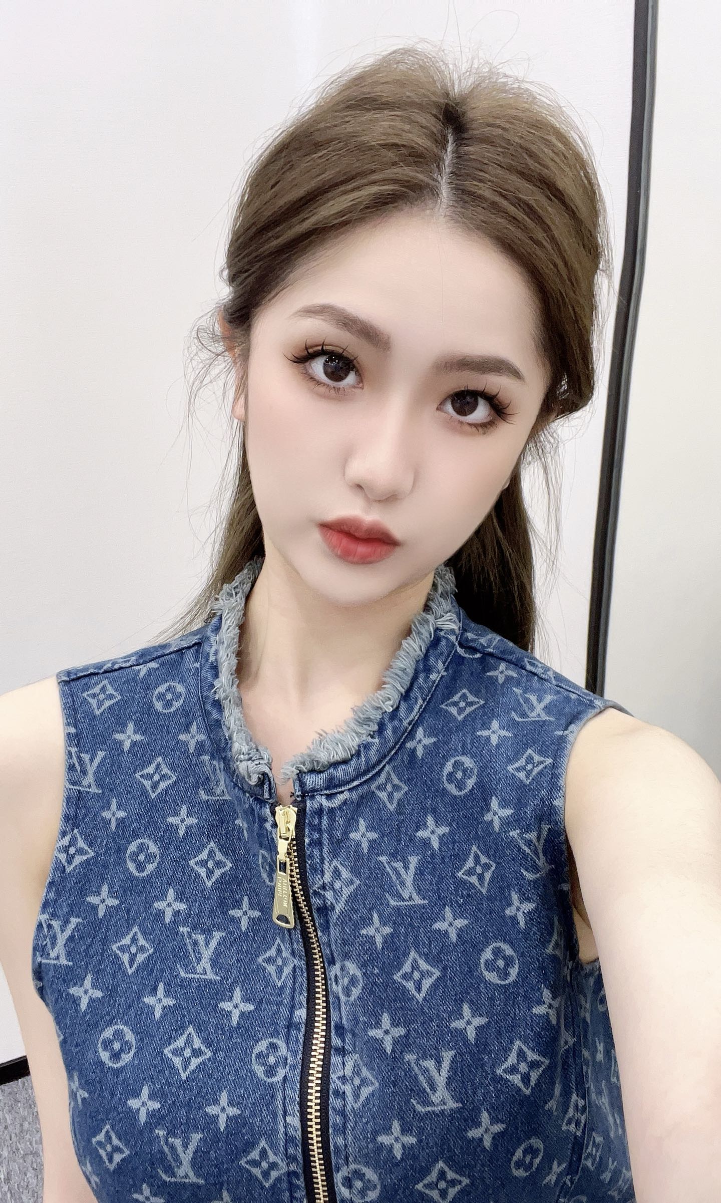 LU Dress limited