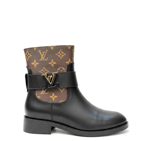 LU  Woman Boots Flat 42