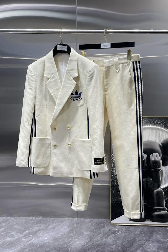 GU x ADi*DAS Man Suit set  Sport Suits 2 Color 's