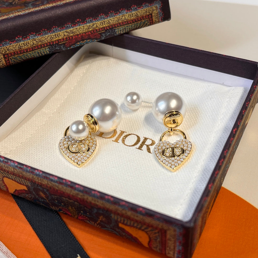 CHD Fashion earrings  SALE-min order required