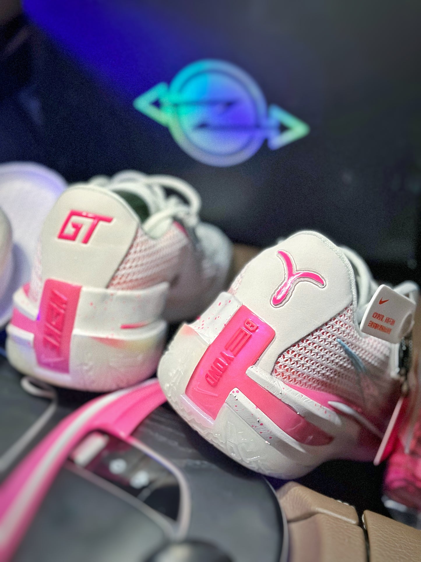 N*KE Zoom GT Cut Think Pink sneakers 46