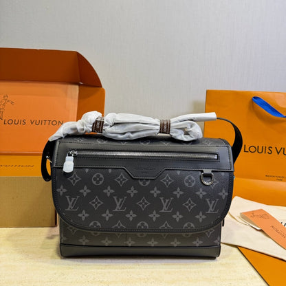 LU Courier messenger bag 37 cm 3 color's