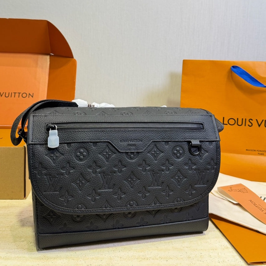 LU Courier messenger bag 37 cm 3 color's