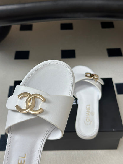 CHL Slippers  Woman 2 Color's