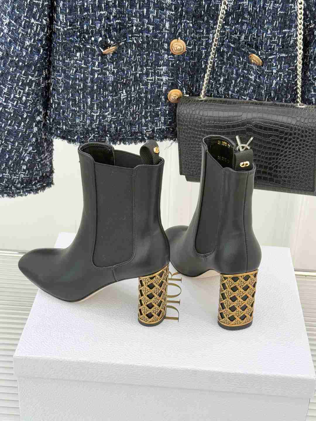 CHD Woman Boots 4 Color's