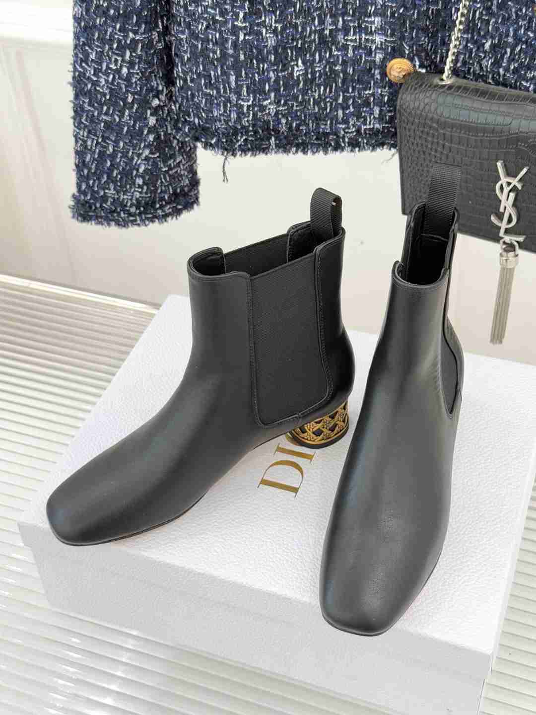 CHD Woman Boots 4 Color's
