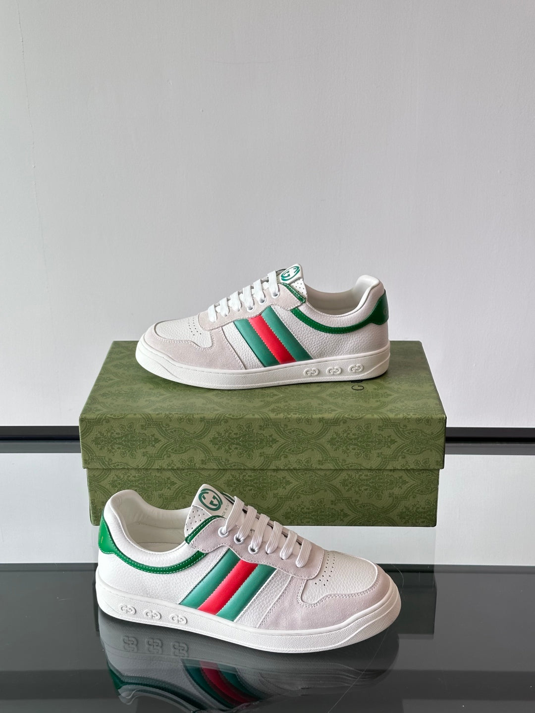 GU  Sneakers Trainers