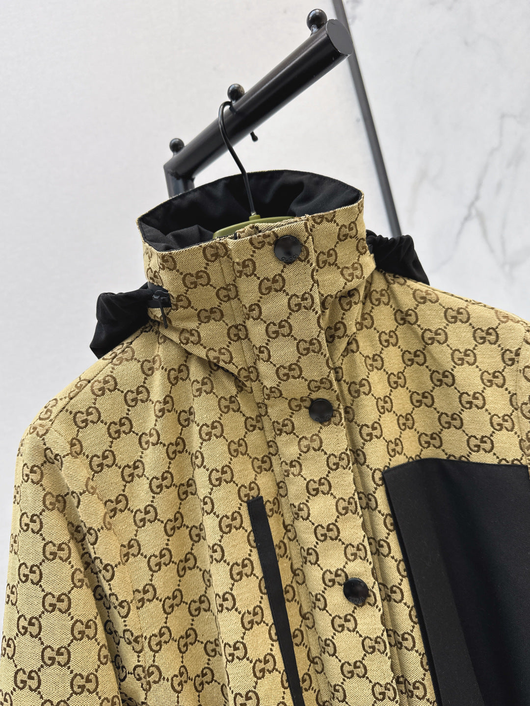GU Jacket technical fabric jacquard  Woman