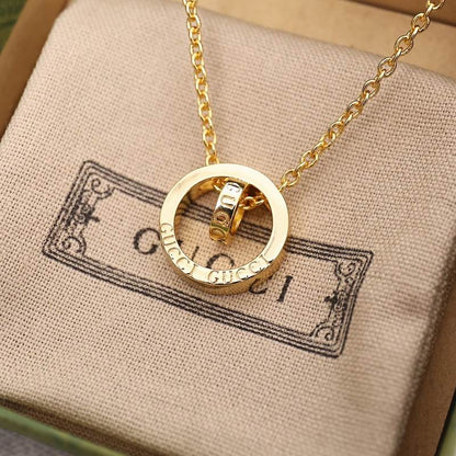 GU  Fashion Necklace
