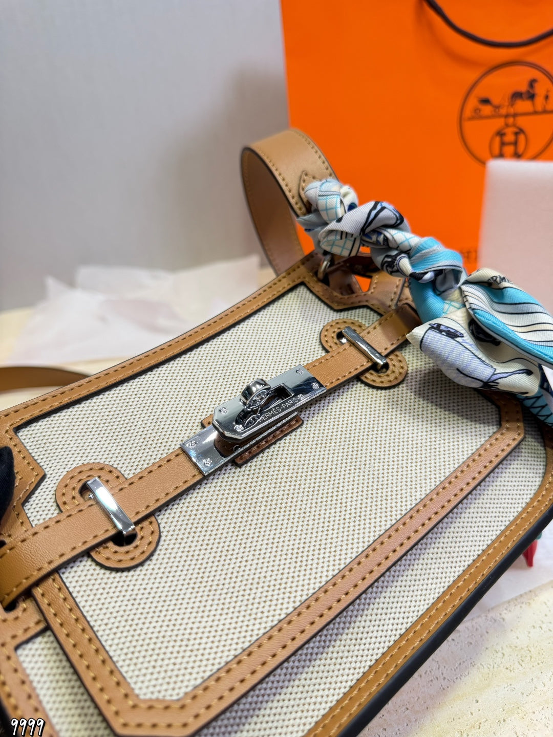 HRM Swift Bag  22 Cm  2 Color's