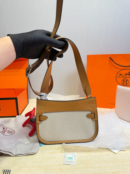 HRM Swift Bag  22 Cm  2 Color's