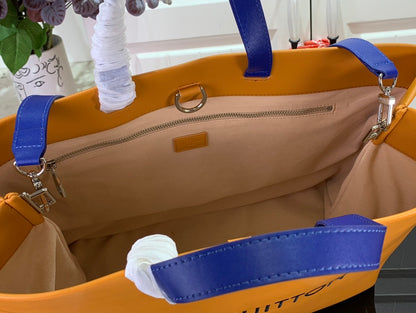 LU  Tote  Bag  Leather  3 Color's 40 cm