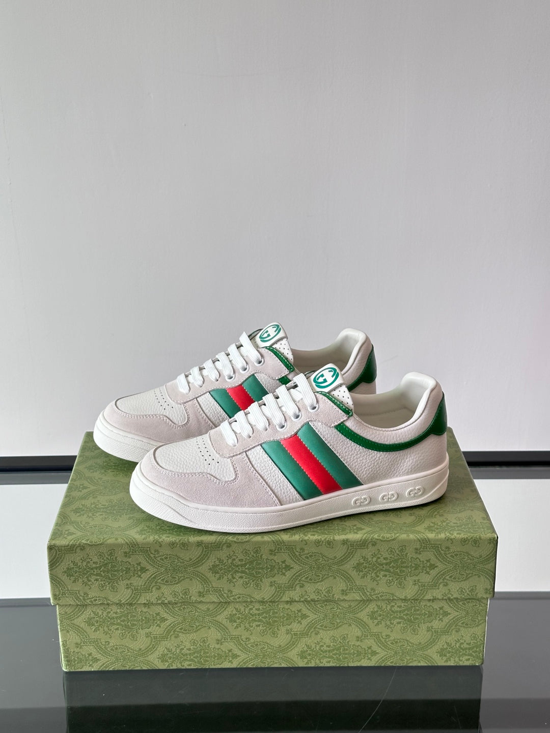 GU  Sneakers Trainers