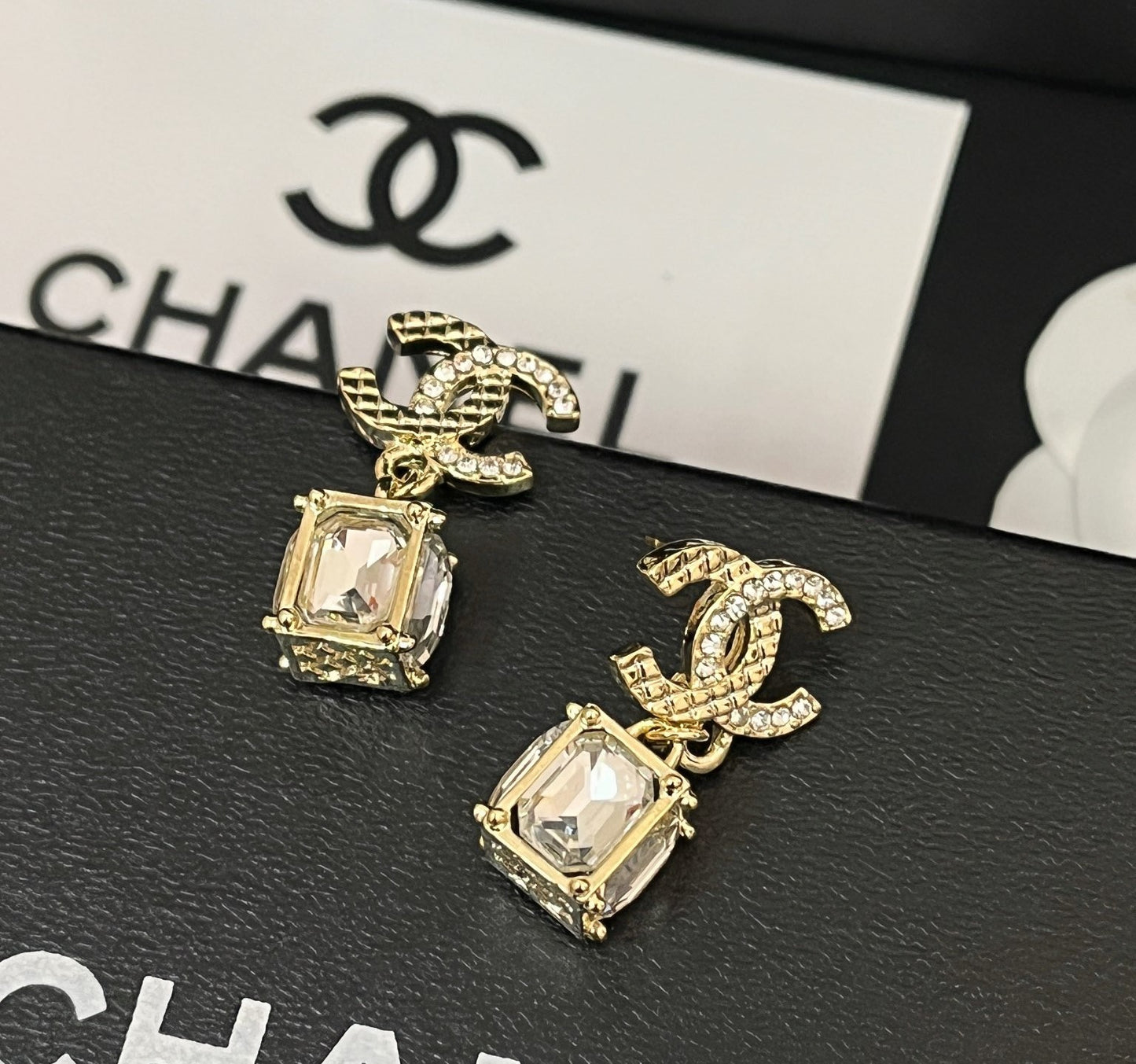 C H L Fashion earrings  SALE-min order required