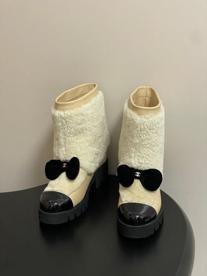 CHL Shearling  Woman Boots 2 Color's
