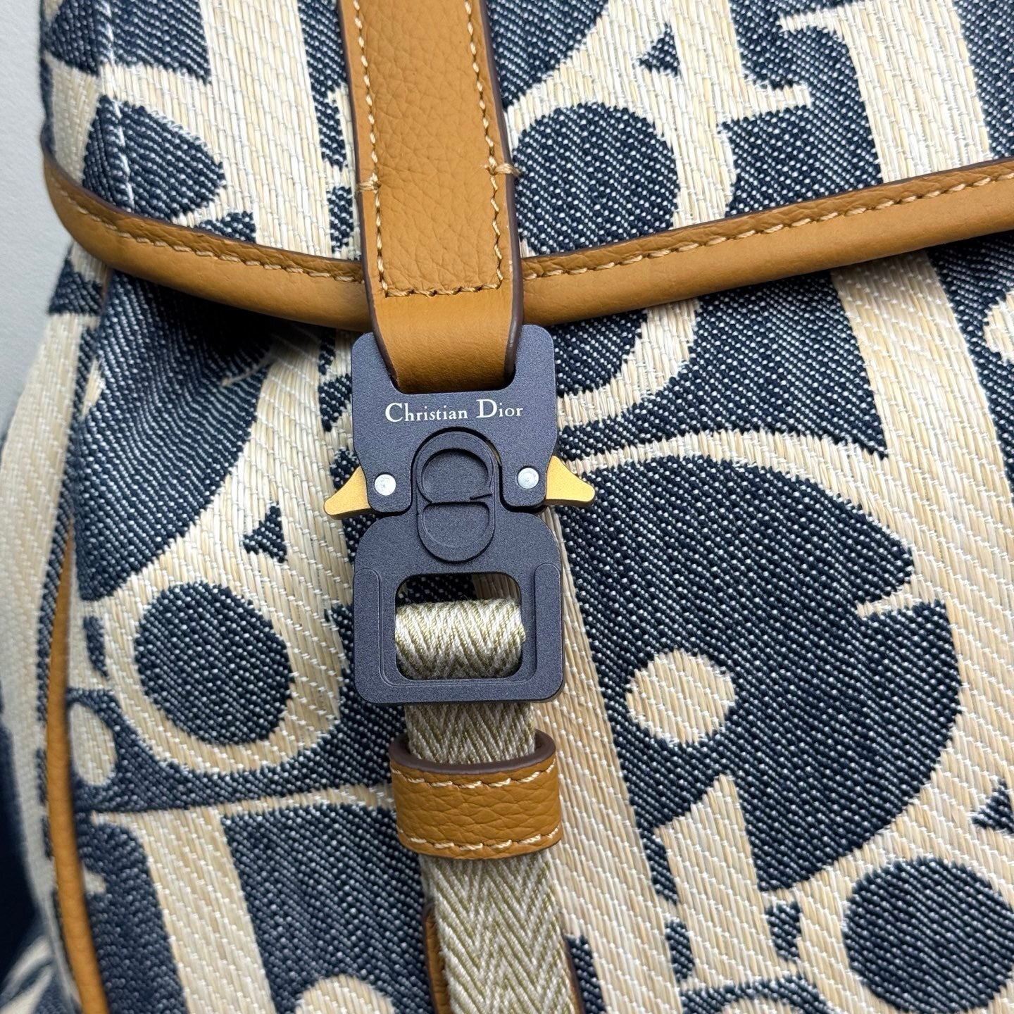 CHD  Backpack   Monogram 42 cm Jumbo logo