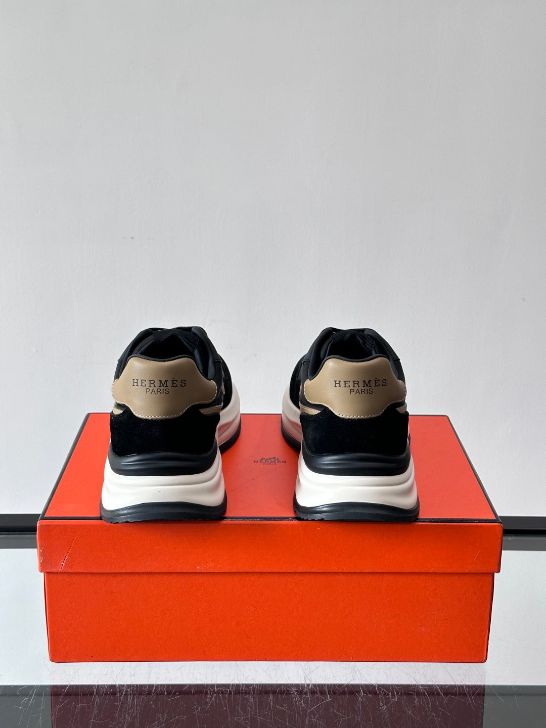 HRM  Sneakers  Man Size