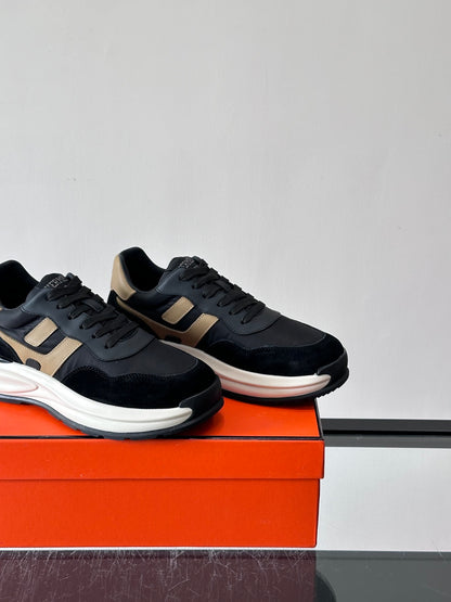 HRM  Sneakers  Man Size