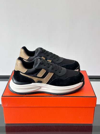 HRM  Sneakers  Man Size