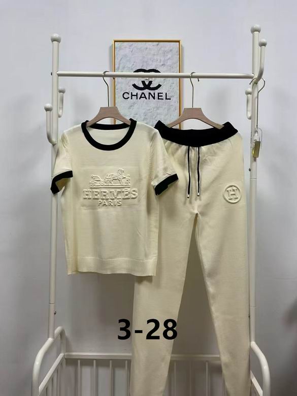 HRM Sport Suits  Woman 4 Color's Limited
