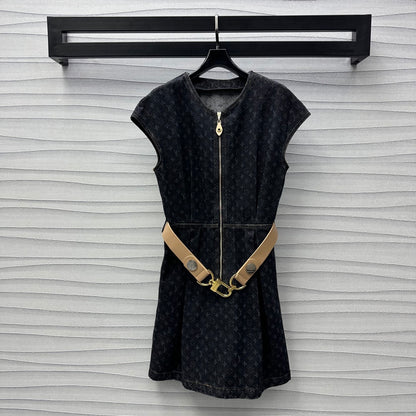 LU  Dress  limited