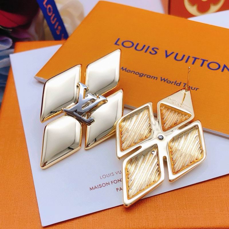 LU  Fashion Earrings