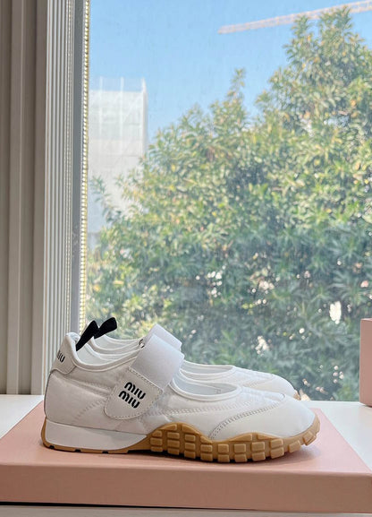 MIU Mi  Shoes  Woman