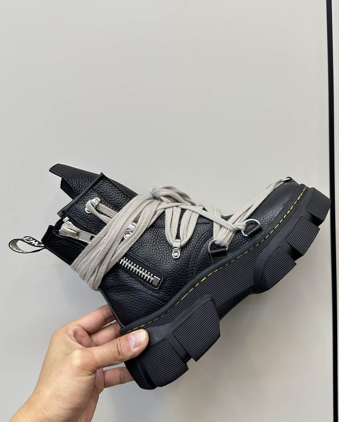 R*  OWEN Boots Short