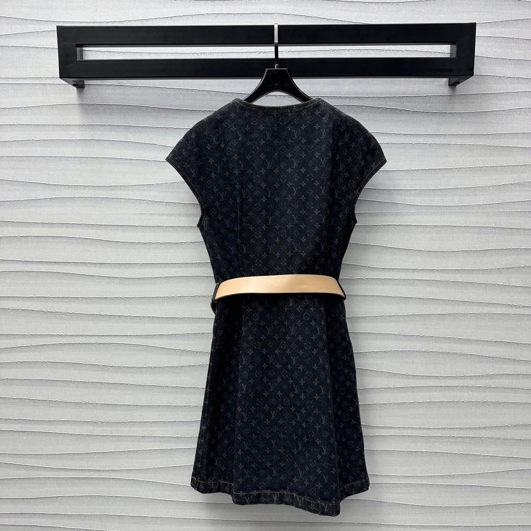LU  Dress  limited