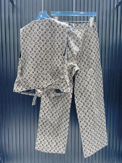 LU Vest   Cardigan Jacket  Set Limited