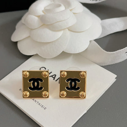 CHL Fashion Earrings