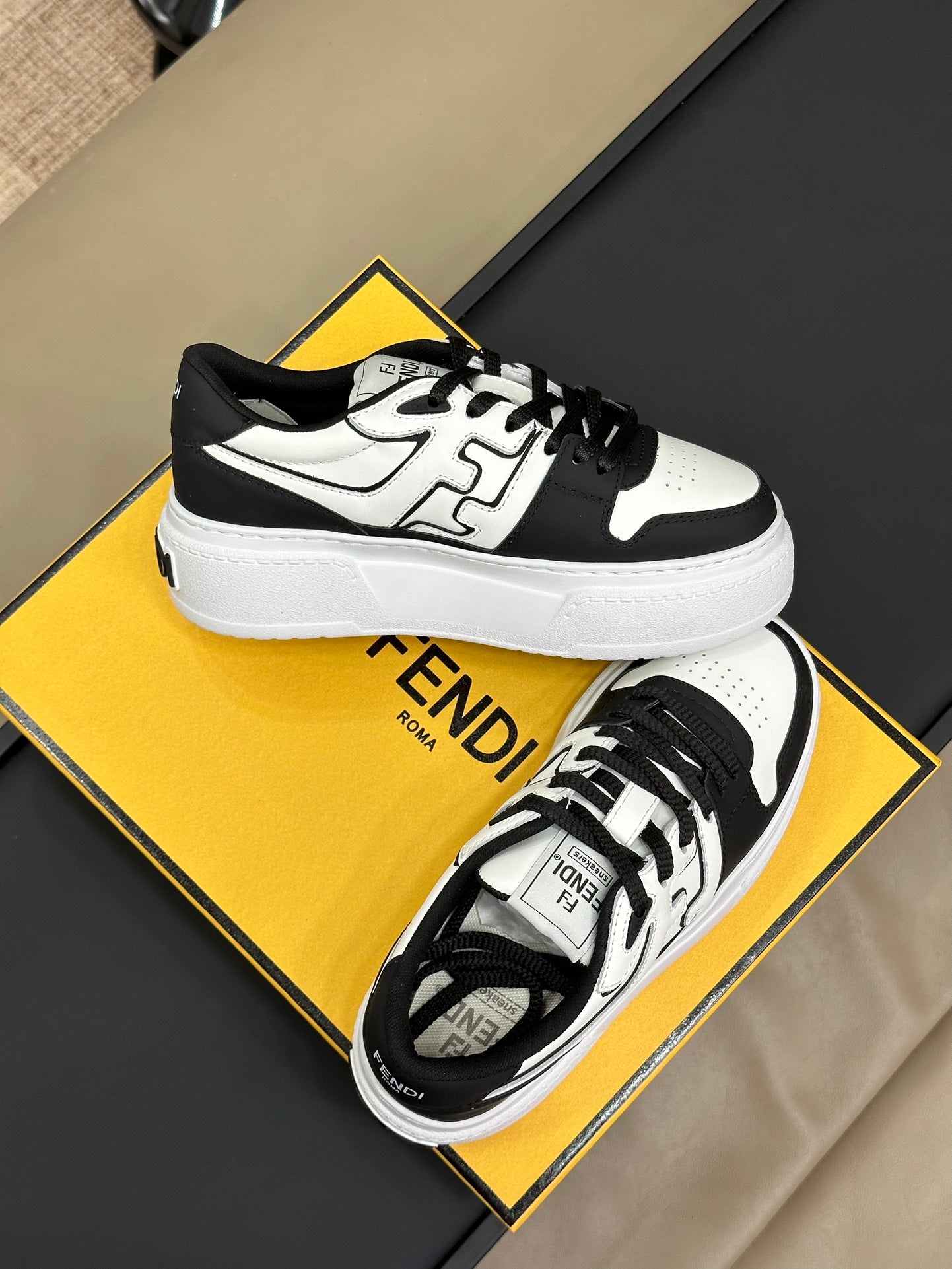 FEN  Sneakers Woman trainers 4 Color's