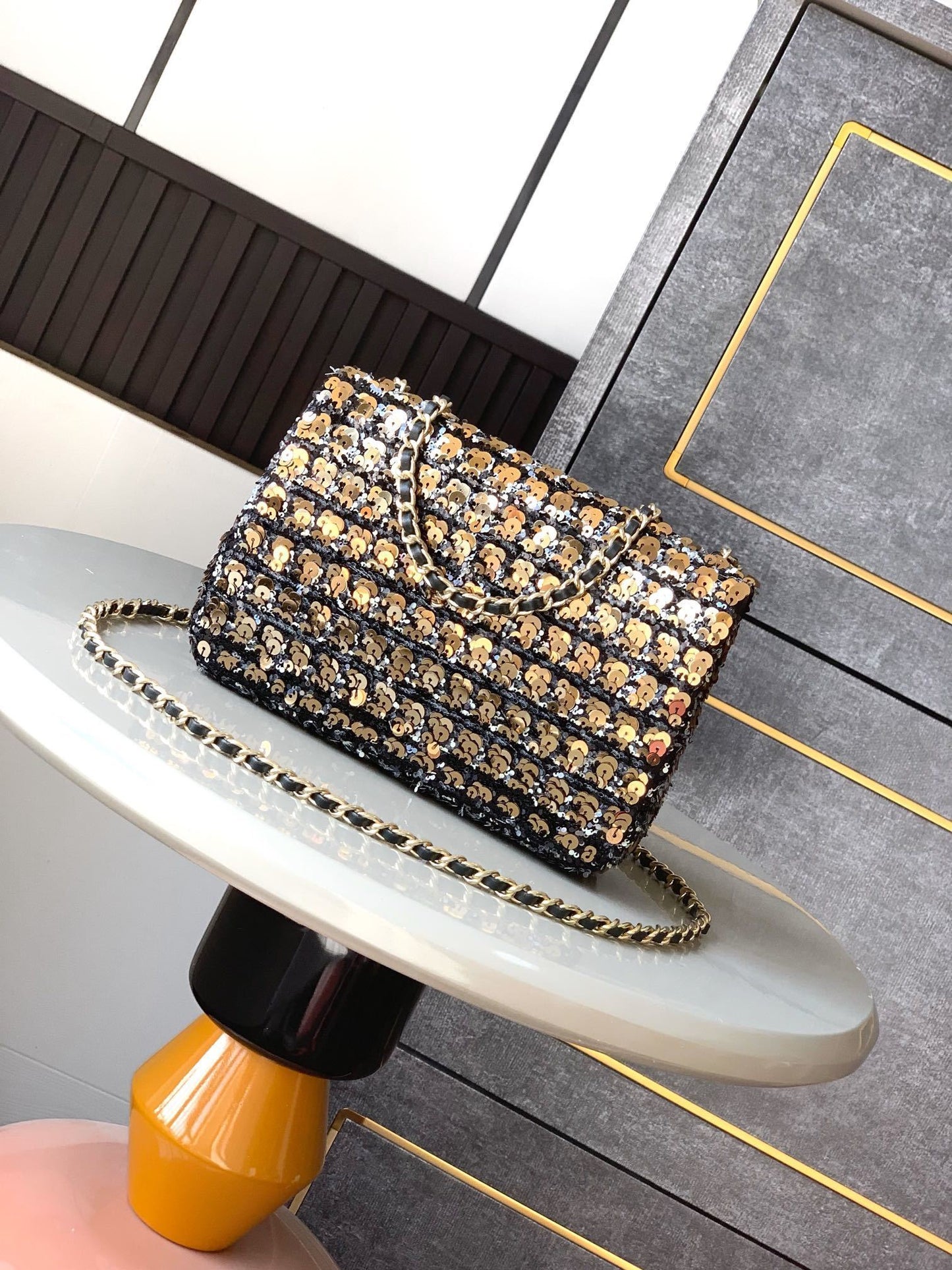CHL Bag Sequins & Gold-Tone Metal  Golden & Black
