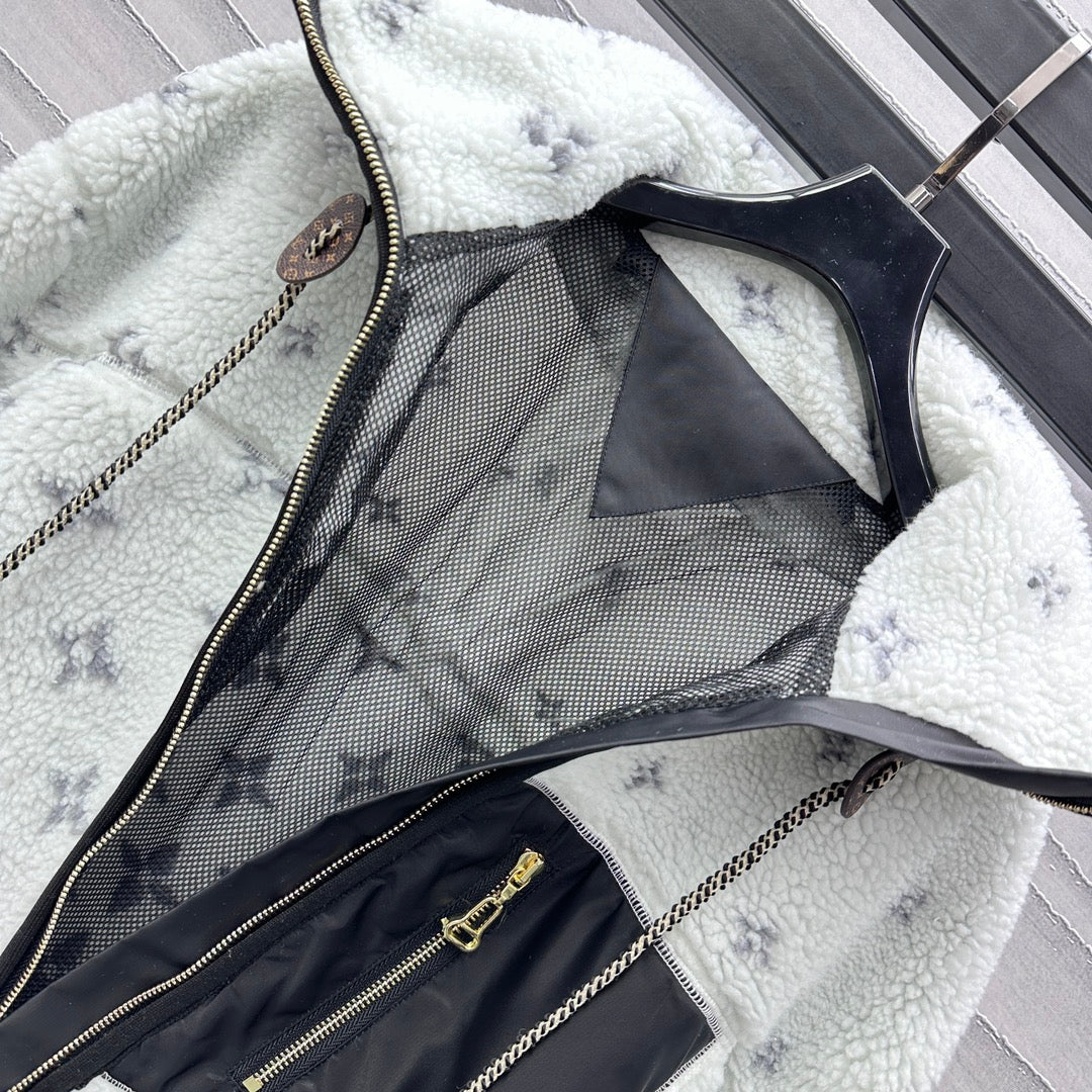 LU  Fleece Jacket  Limited Season 2024