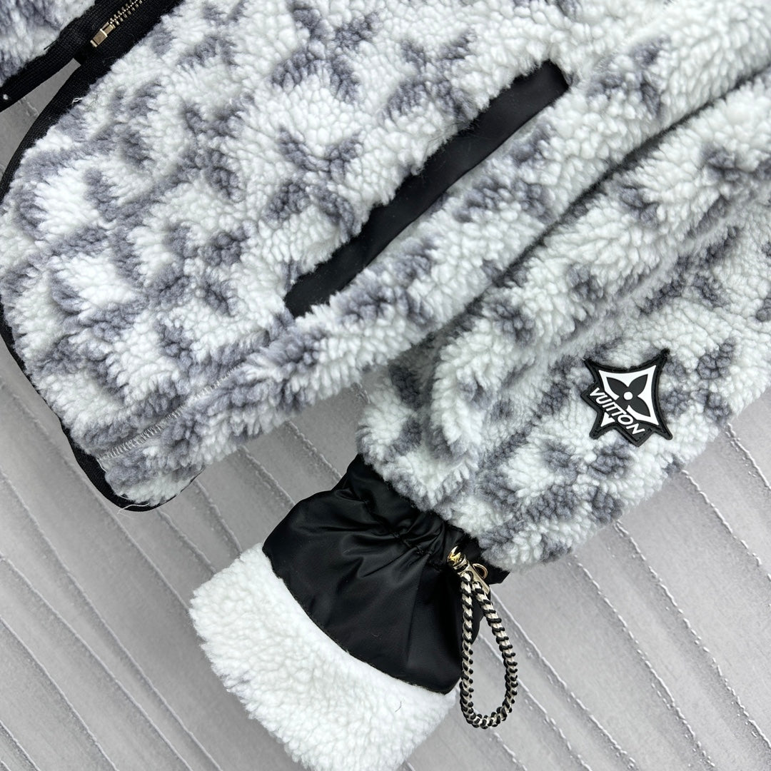 LU  Fleece Jacket  Limited Season 2024