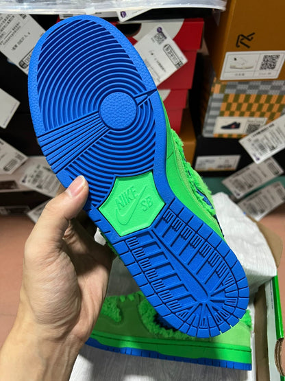 N*ke Grateful Dead x Dunk Low SB 'Green Bear' sneakers 46