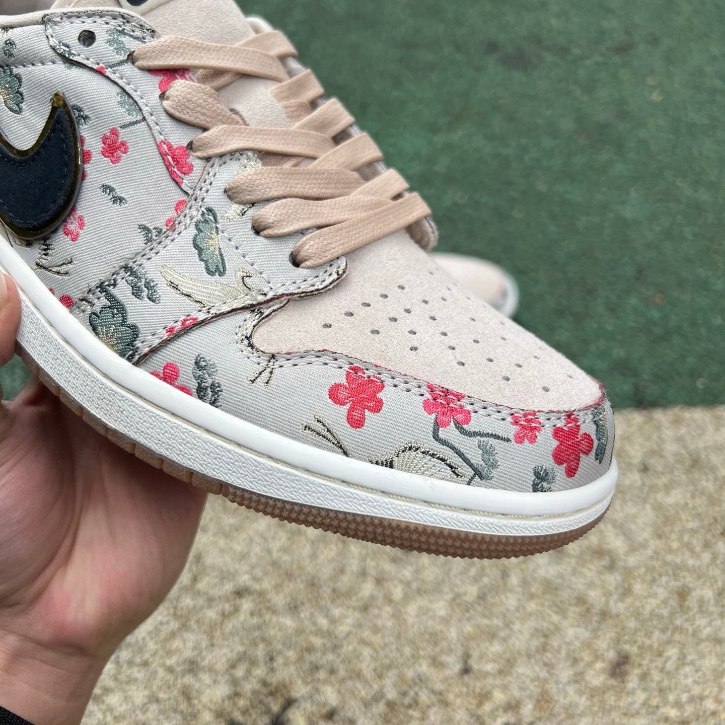 N*KE rui Hachimura Air Jorda AJ1 Low OG "Cranes" sneakers