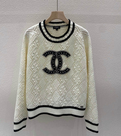 CHL Sweater 2 Color's Woman