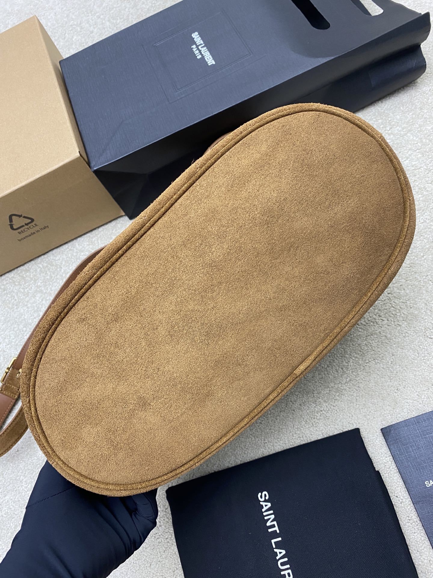 Y L Niki Cassandre suede bucket bag 38 cm